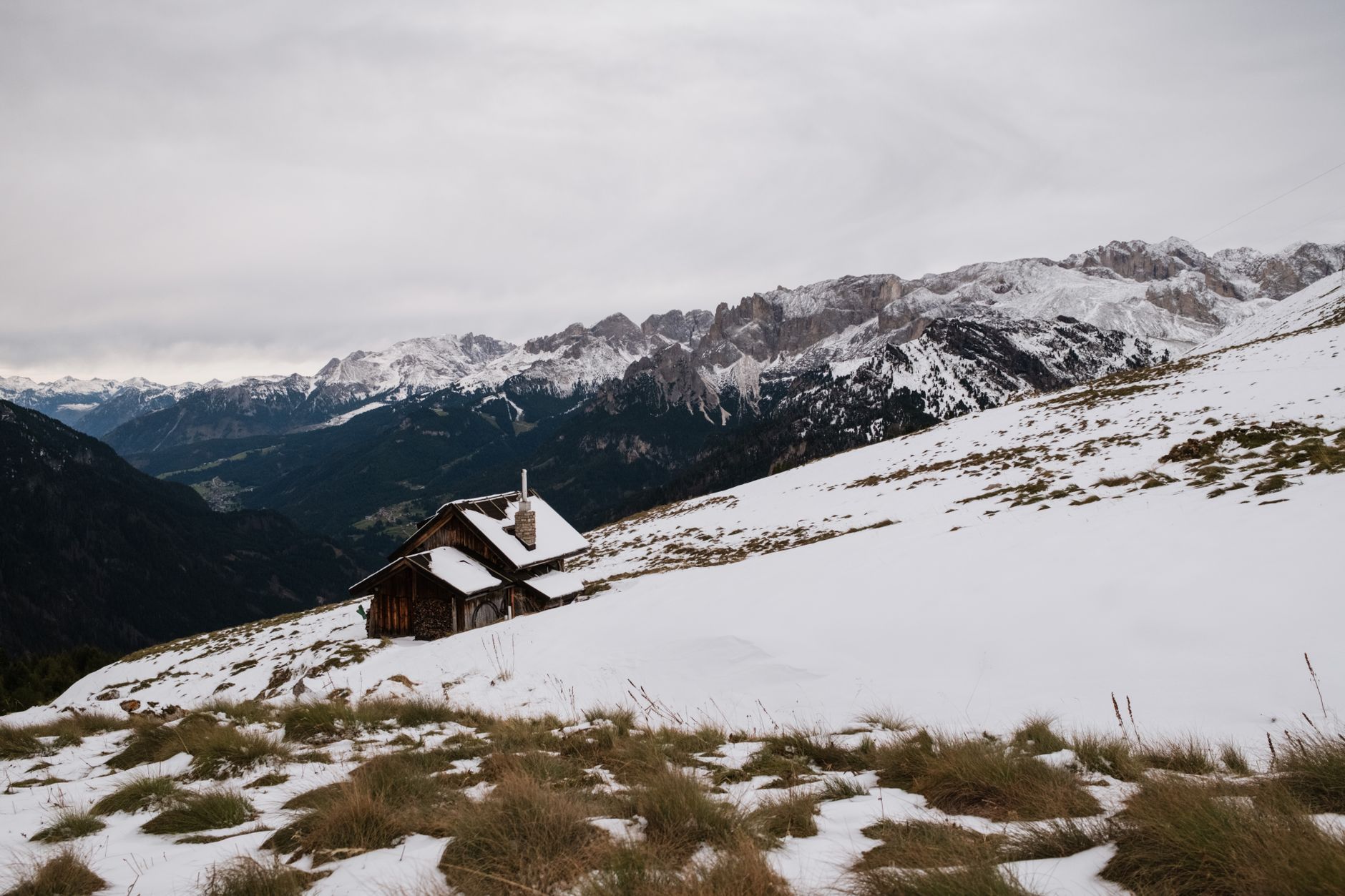 Alpine valley cabin